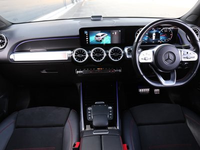 MERCEDES-BENZ GLB - 10