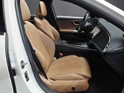 2025 Mercedes-BENZ E-CLASS — миниатюра 12
