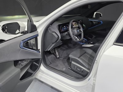 صورة 10 لـ 2025 BMW X3