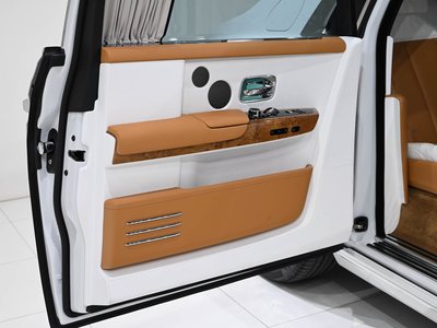 2022 ROLLS-ROYCE PHANTOM — миниатюра 16
