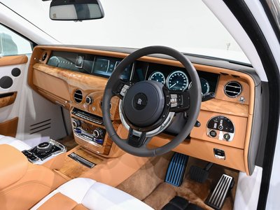 صورة 6 لـ 2022 ROLLS-ROYCE PHANTOM