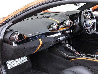 FERRARI 812 SUPERFAST - 6