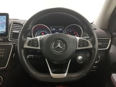 صورة 10 لـ 2021 Mercedes-BENZ GLE
