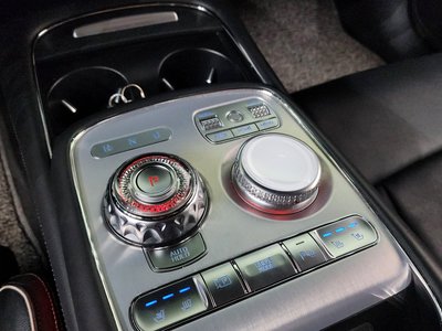 2022 Genesis G90 照片 9