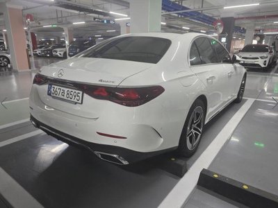صورة 3 لـ 2024 Mercedes-BENZ E-CLASS