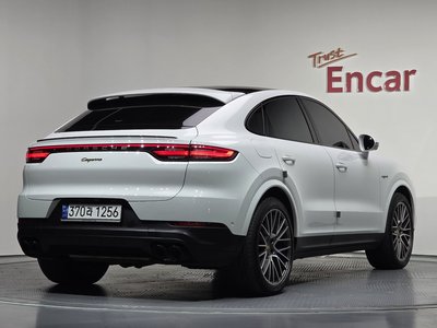 PORSCHE CAYENNE - 4