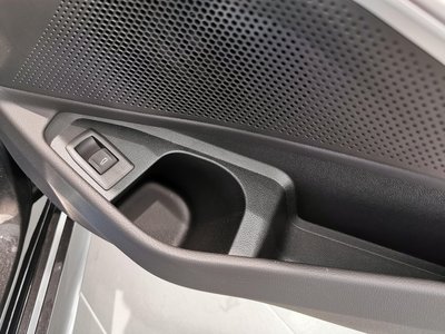 2025 BMW 3 SERIES 缩略图 48