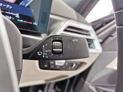 2025 BMW 3 SERIES 缩略图 32