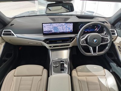 BMW 3 SERIES - 2