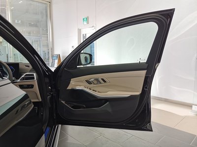 2025 BMW 3 SERIES 缩略图 24