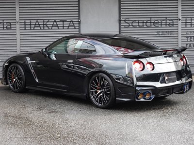 NISSAN GT-R - 9