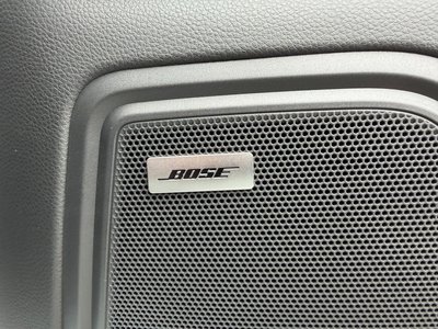 PORSCHE MACAN - 10