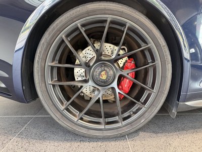 2017 Porsche 911 thumbnail 12