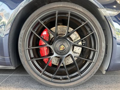 2017 Porsche 911 thumbnail 13
