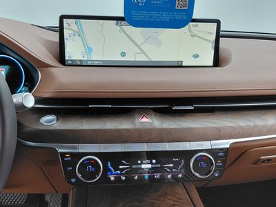 2023 Genesis G80 (RG3) thumbnail 13