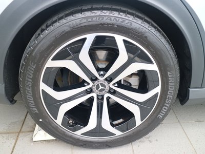 MERCEDES-BENZ E-CLASS - 7