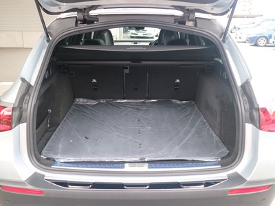 MERCEDES-BENZ E-CLASS - 4