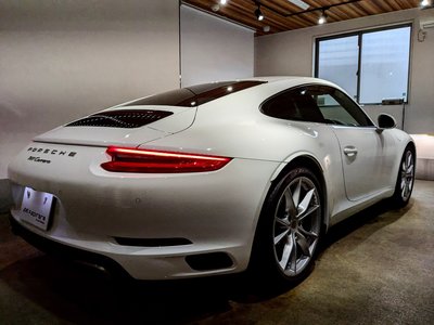 PORSCHE 911 - 10