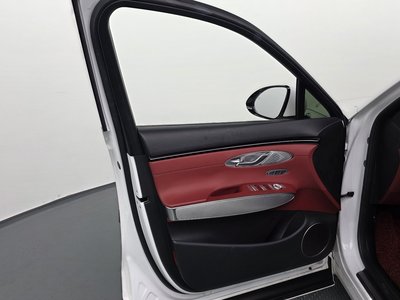 صورة مصغرة 14 لـ 2021 Genesis GV70