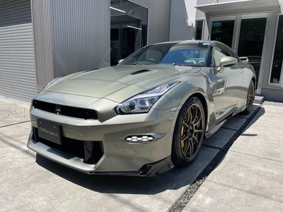 NISSAN GT-R