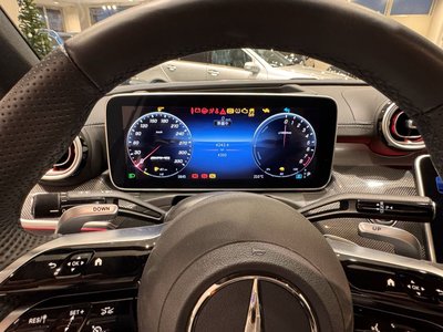 MERCEDES-BENZ C-CLASS AMG - 6