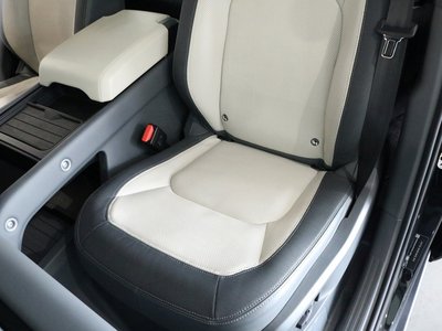 2023 LAND Rover DEFENDER 缩略图 61