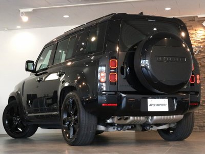 LAND ROVER DEFENDER - 5