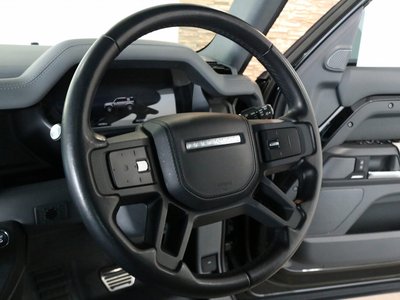 LAND ROVER DEFENDER - 9