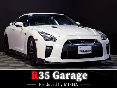 NISSAN GT-R - 1