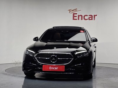 MERCEDES-BENZ E-CLASS - 2