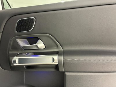 2026 Mercedes-BENZ GLB 缩略图 17