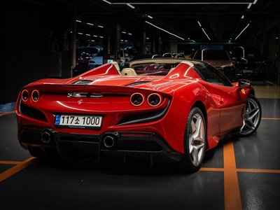 FERRARI F8 SPIDER - 3
