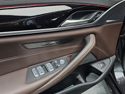 2023 BMW 5 SERIES 缩略图 16