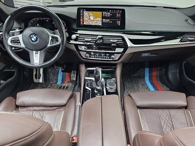 2023 BMW 5 SERIES photo 5