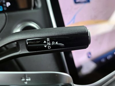 MERCEDES-BENZ E-CLASS - 9