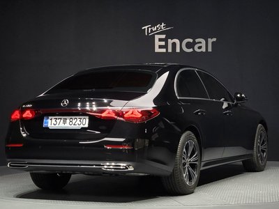 MERCEDES-BENZ E-CLASS - 4