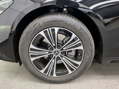 MERCEDES-BENZ E-CLASS - 6