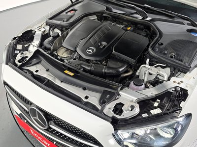 MERCEDES-BENZ E-CLASS - 7