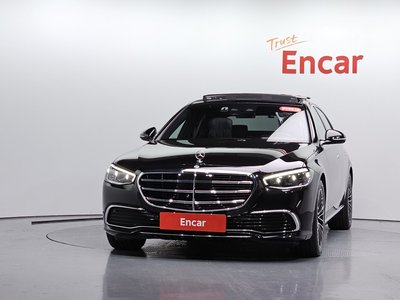 2025 Mercedes-BENZ S-CLASS photo 3