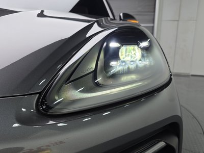 صورة 9 لـ 2021 Porsche CAYENNE