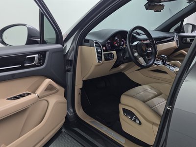 صورة مصغرة 13 لـ 2021 Porsche CAYENNE