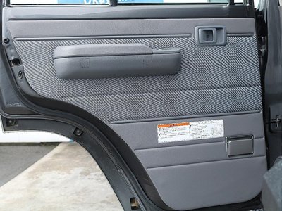 2014 Toyota LAND CRUISER 70 thumbnail 36