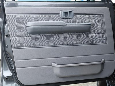 2014 Toyota LAND CRUISER 70 thumbnail 35