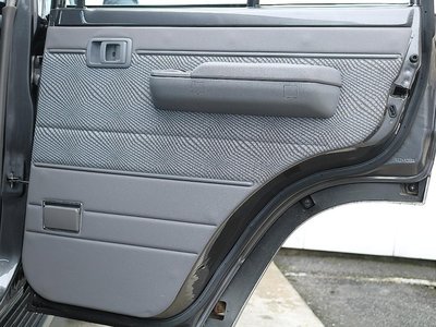 2014 Toyota LAND CRUISER 70 thumbnail 37