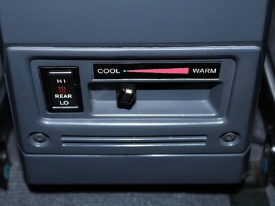 2014 Toyota LAND CRUISER 70 thumbnail 27