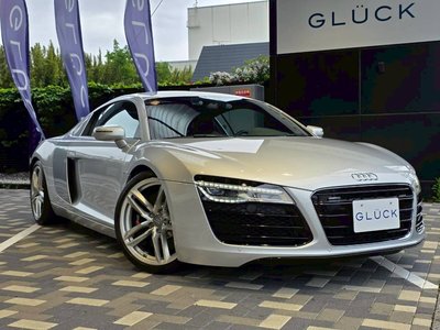 AUDI R8 - 1