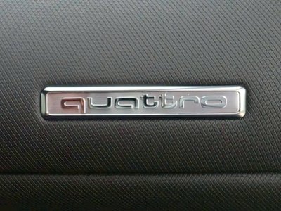 AUDI R8 - 4
