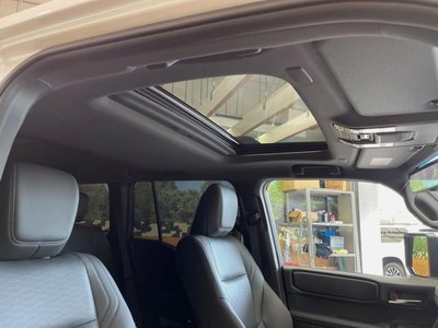 TOYOTA LAND CRUISER 250 - 3