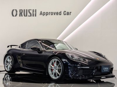 PORSCHE 718 CAYMAN