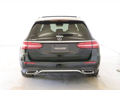 MERCEDES-BENZ E-CLASS - 3